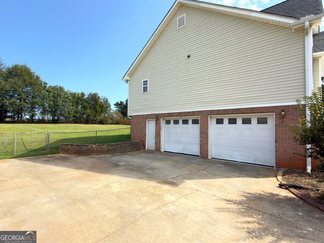 425 Freedom Drive, Mcdonough, GA 30252