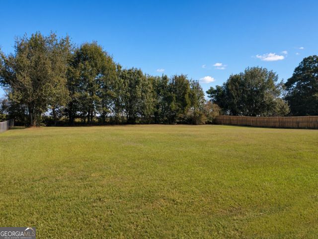 425 Freedom Drive, Mcdonough, GA 30252