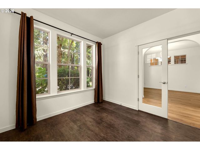 16018 Sw 77TH Ter, Portland, OR 97224