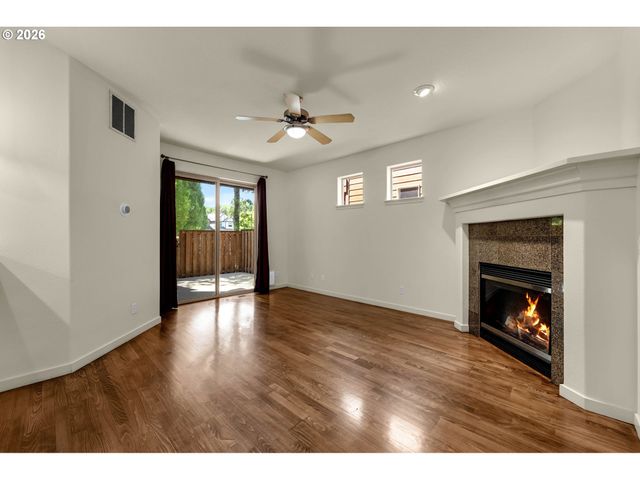 16018 Sw 77TH Ter, Portland, OR 97224