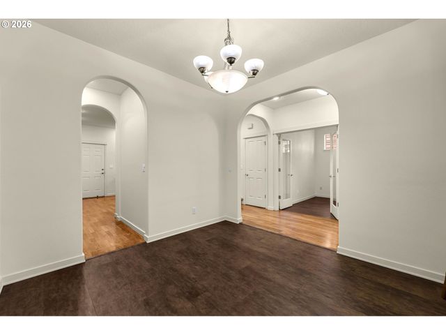 16018 Sw 77TH Ter, Portland, OR 97224