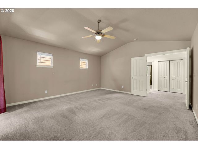 16018 Sw 77TH Ter, Portland, OR 97224