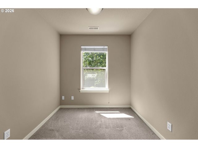 16018 Sw 77TH Ter, Portland, OR 97224