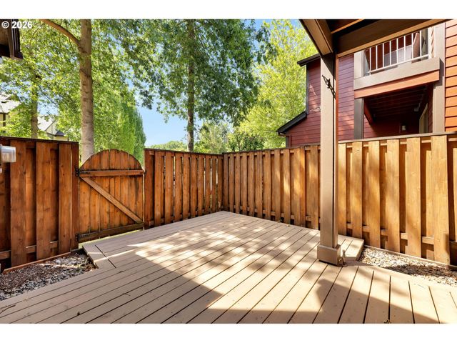 16018 Sw 77TH Ter, Portland, OR 97224