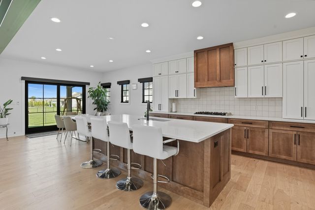 8334 W 105th Avenue, St. John, IN 46373