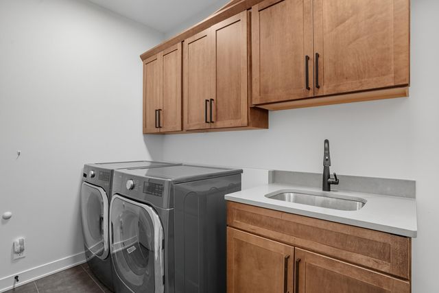 8334 W 105th Avenue, St. John, IN 46373