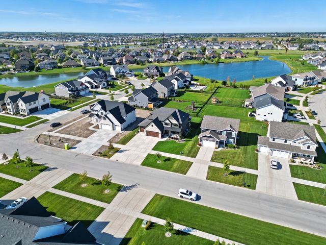 8334 W 105th Avenue, St. John, IN 46373