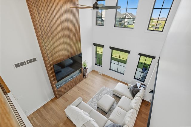 8334 W 105th Avenue, St. John, IN 46373