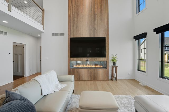 8334 W 105th Avenue, St. John, IN 46373