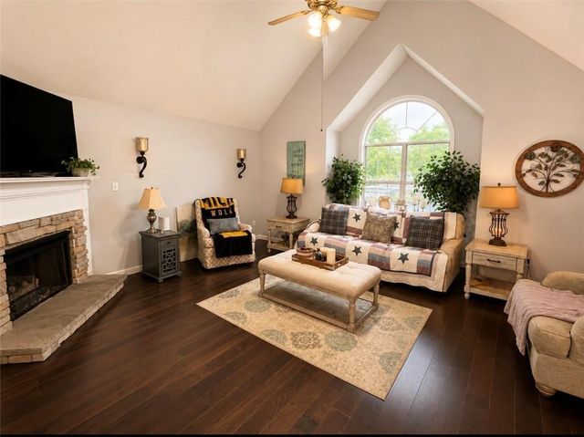 151 Twin Oaks Drive, Calhoun, GA 30701