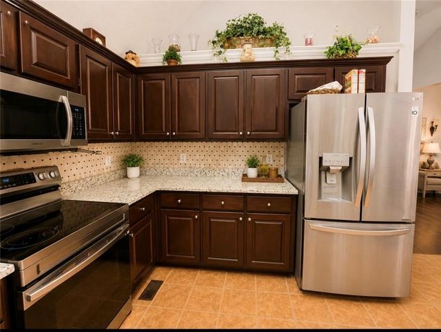 151 Twin Oaks Drive, Calhoun, GA 30701