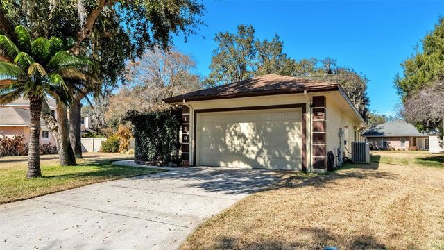 126 HOMEWOOD DRIVE, Winter Haven, FL 33880