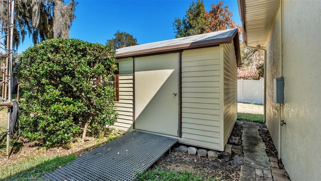 126 HOMEWOOD DRIVE, Winter Haven, FL 33880