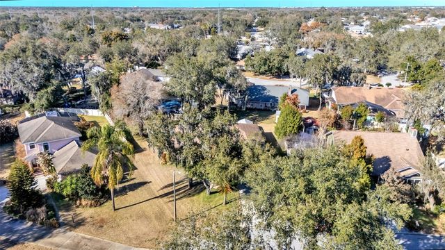 126 HOMEWOOD DRIVE, Winter Haven, FL 33880