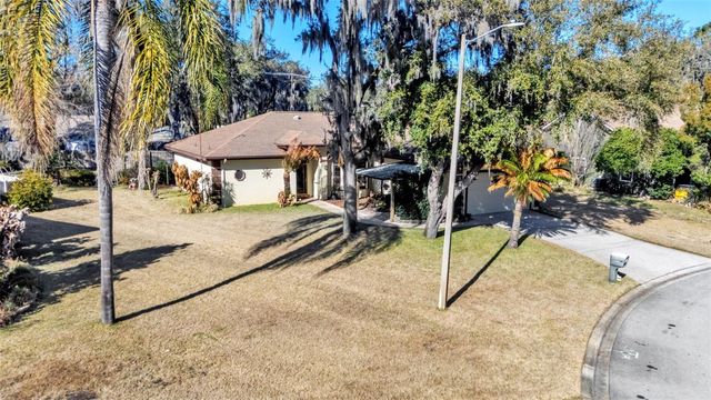 126 HOMEWOOD DRIVE, Winter Haven, FL 33880