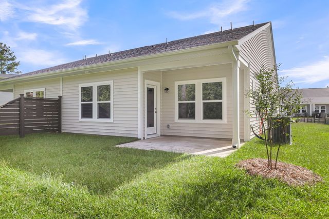 1050 Dusk Drive, Summerville, SC 29486