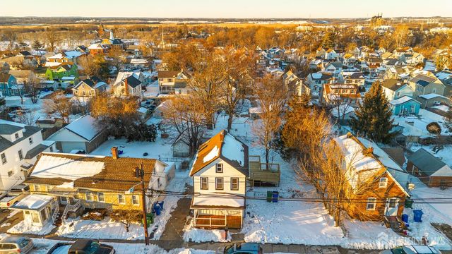 25 Dane Street, Sayreville, NJ 08872