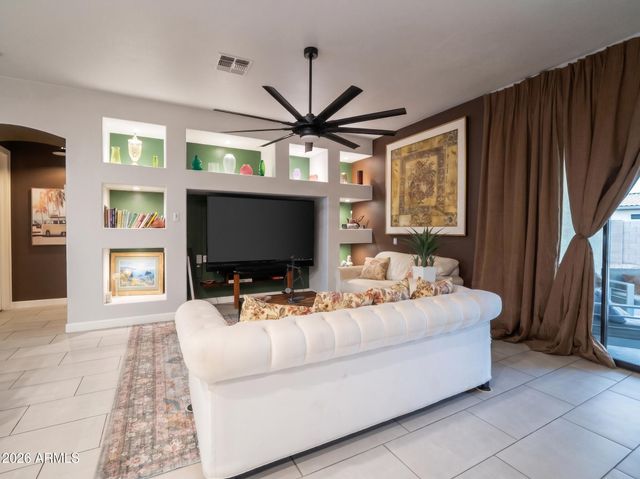 7328 N 81ST Drive, Glendale, AZ 85303