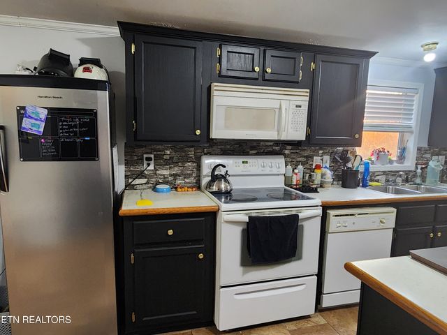 1679 Kingtown Road Rd, Winfield, TN 37892