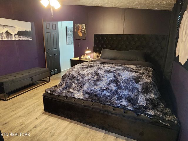 1679 Kingtown Road Rd, Winfield, TN 37892