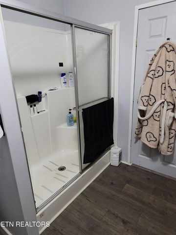 1679 Kingtown Road Rd, Winfield, TN 37892