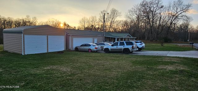 1679 Kingtown Road Rd, Winfield, TN 37892