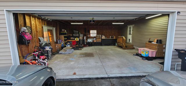 1679 Kingtown Road Rd, Winfield, TN 37892