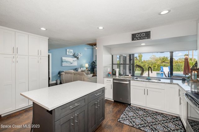 1345 Leslie Drive, Merritt Island, FL 32952