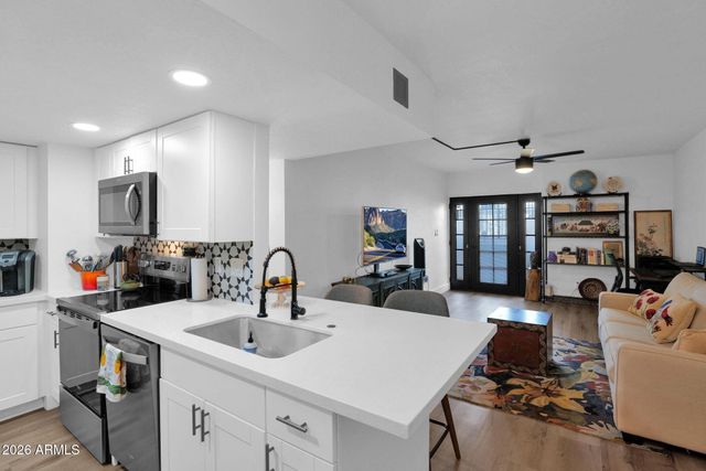 3416 N 44TH Street 69, Phoenix, AZ 85018