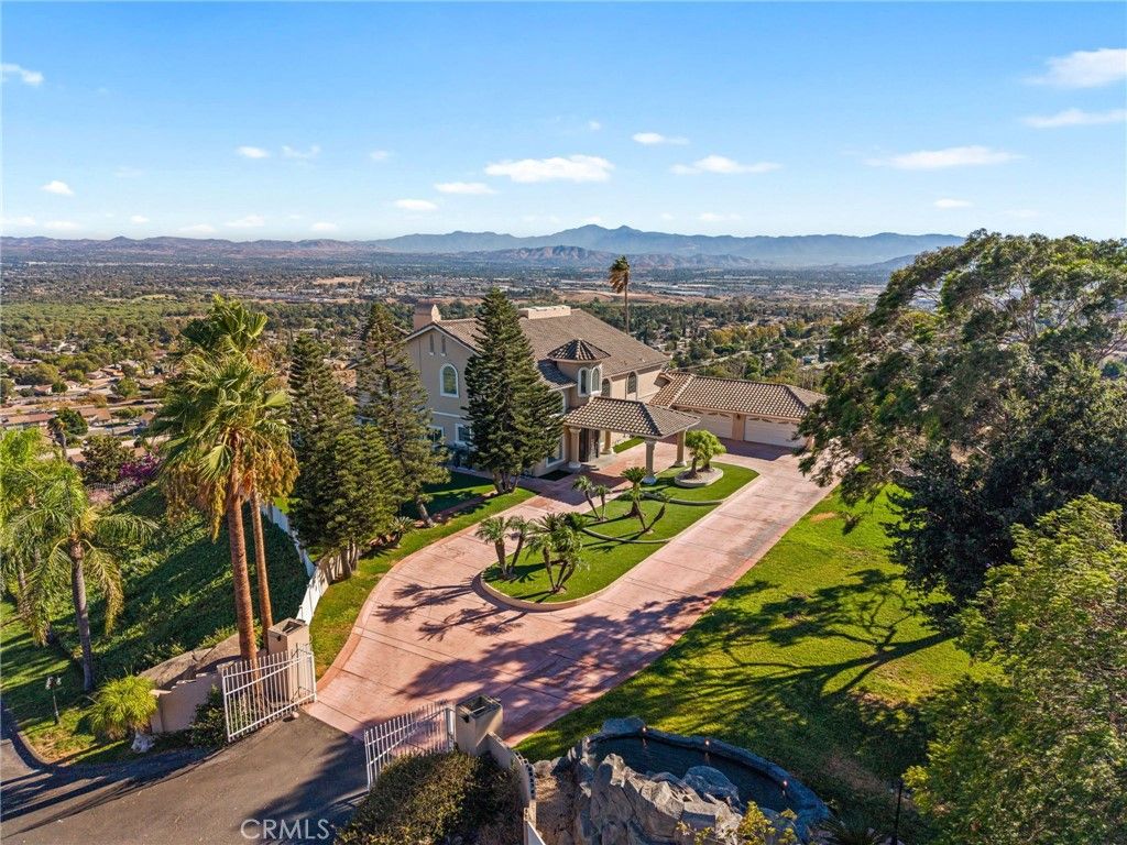 7077 Thunder Ridge Road, Jurupa Valley, CA 92509 — photo 3