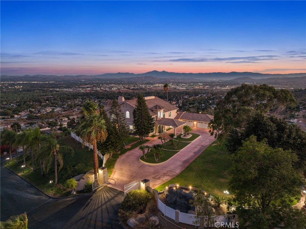 7077 Thunder Ridge Road, Jurupa Valley, CA 92509 — photo 4