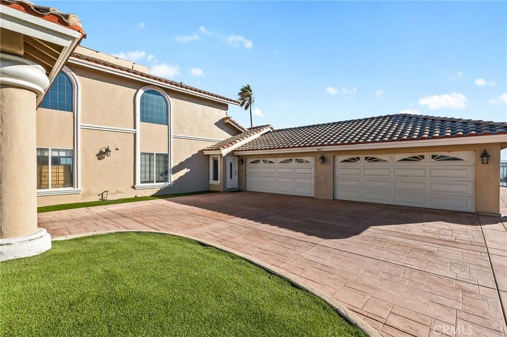 7077 Thunder Ridge Road, Jurupa Valley, CA 92509 — photo 5
