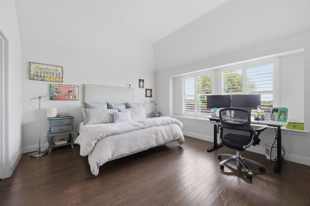 536 Inwood Street, Benbrook, TX 76126