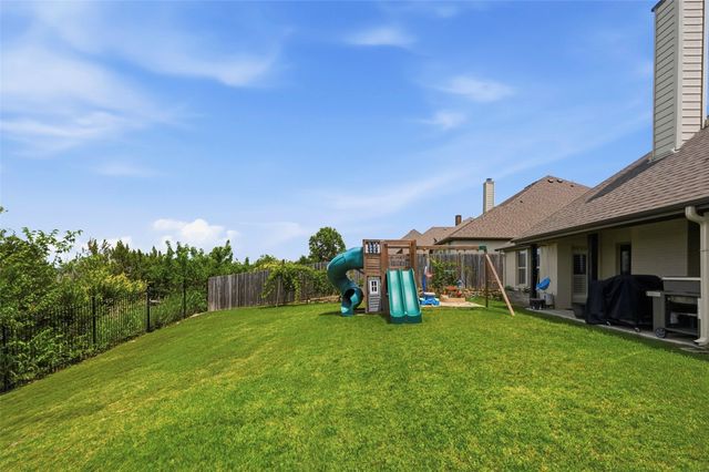 536 Inwood Street, Benbrook, TX 76126