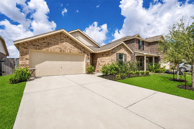9815 Bellwick Hollow Court, Baytown, TX 77521