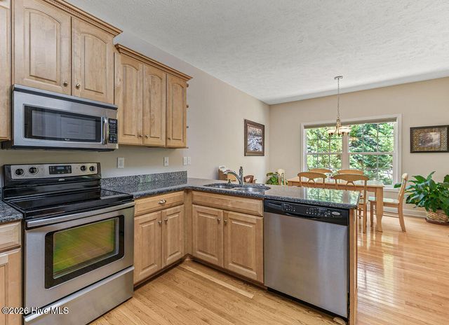 790 Diamondhead Drive S, Pinehurst, NC 28374