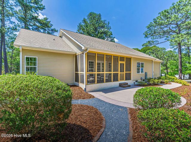 790 Diamondhead Drive S, Pinehurst, NC 28374