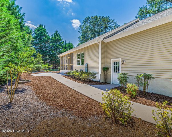 790 Diamondhead Drive S, Pinehurst, NC 28374