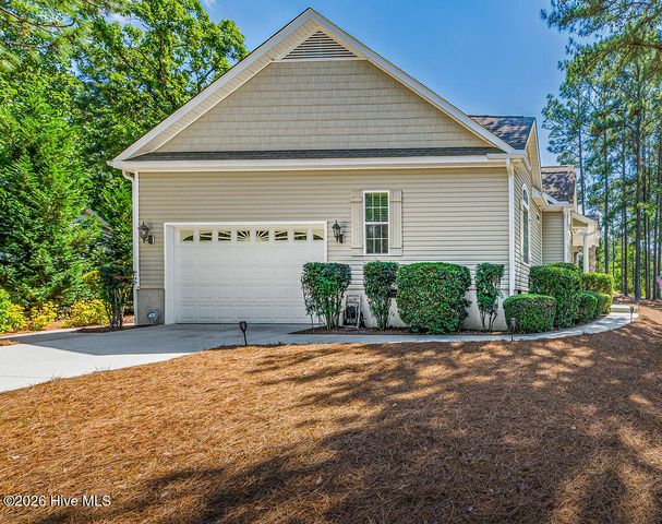 790 Diamondhead Drive S, Pinehurst, NC 28374