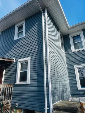 1107 N Fountain Avenue, Springfield, OH 45504