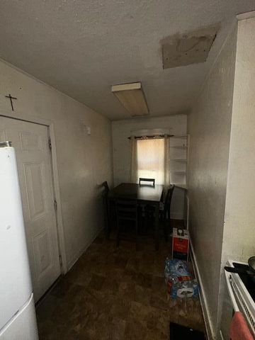 1107 N Fountain Avenue, Springfield, OH 45504