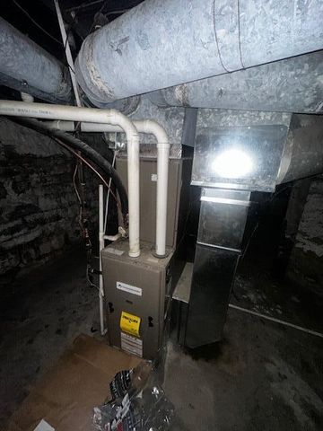 1107 N Fountain Avenue, Springfield, OH 45504