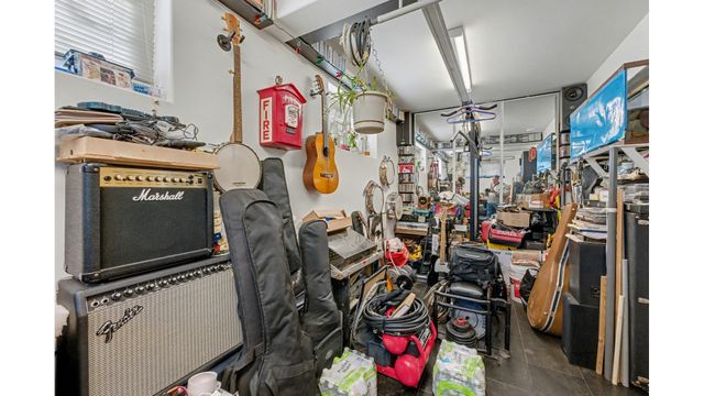 26 IRA Court, New York City, NY 11229