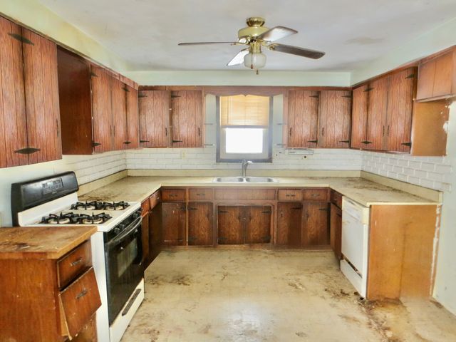 311 N 4th Street, Oregon, IL 61061