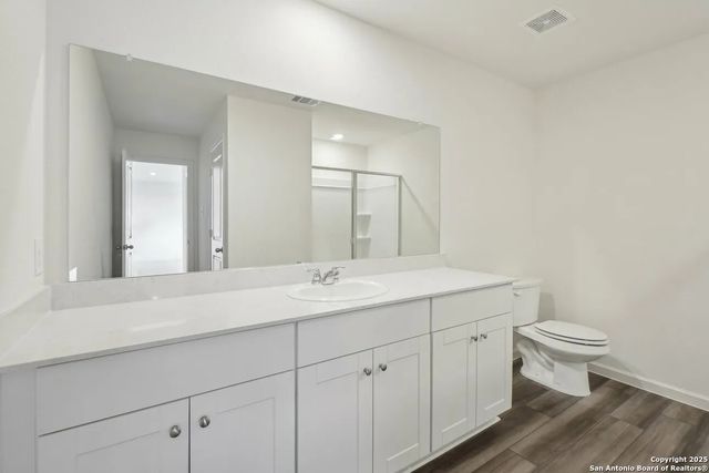 129 PETERSON PL, Adkins, TX 78101