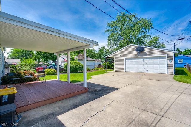 2313 Bollinger Avenue NE, Canton, OH 44705