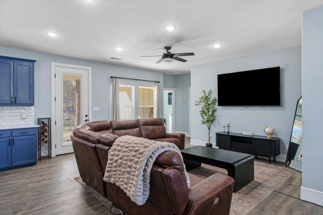 1159 Highway 276, Emory, TX 75440