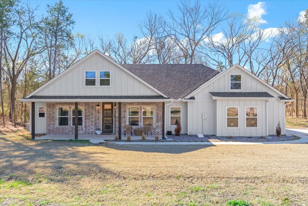 1159 Highway 276, Emory, TX 75440