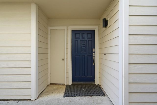 495 Ebken Street, Pacifica, CA 94044