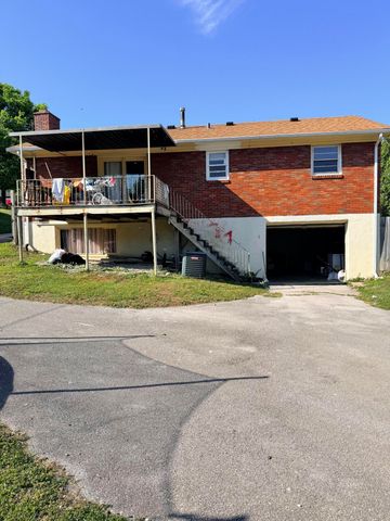 2304 Caywood Circle, Lexington, KY 40504
